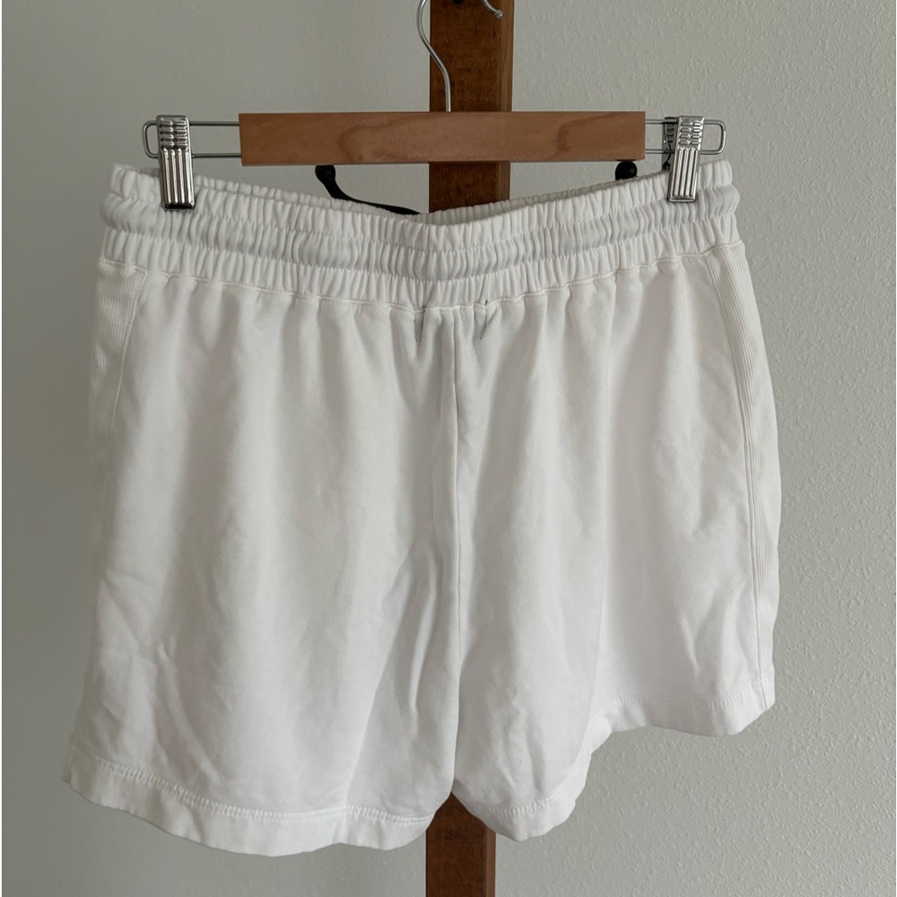 Monrow Shorts - Picture 4 of 8
